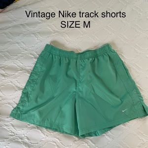 Vintage NIKE track shorts